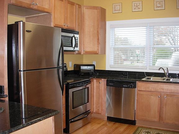 2nd image of 2100-1 Baltic Ave #A