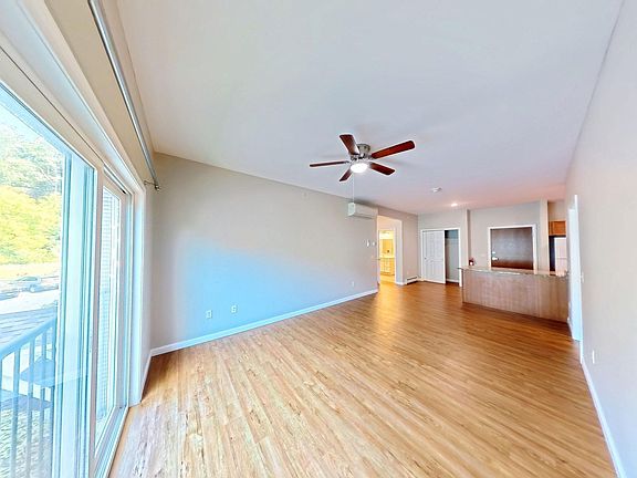 5th image of 31-85 Griffin Ln #4c1f3fc89