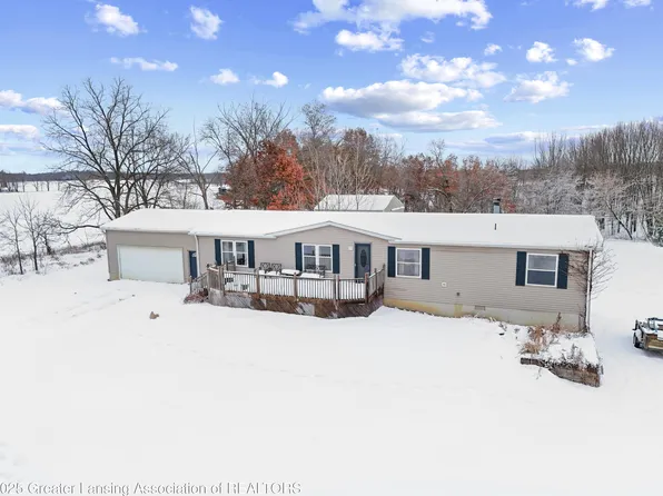 7755 Linton Rd, Saint Johns, MI 48879