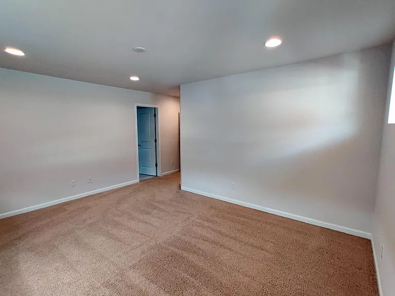 4437 Riverfront Blvd — Photo 8