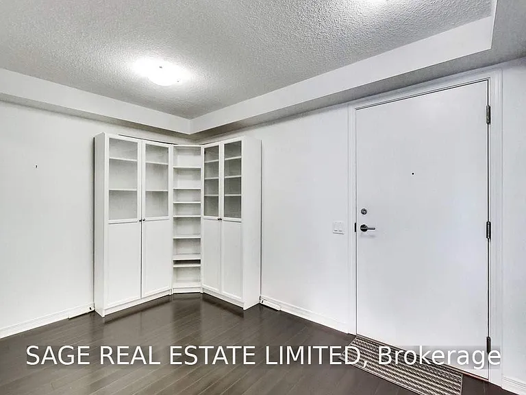 60 Heintzman St #636 — Photo 4