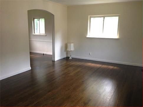 2nd image of 20606 Richland Ave