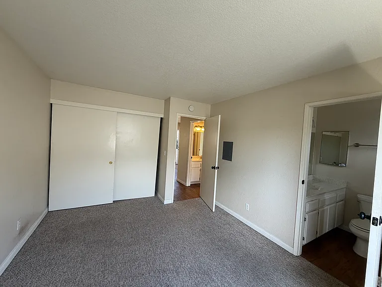 2629 B St #5A — Photo 21