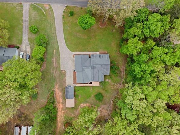 204 Rollingwood Cir NW, Rome, GA 30165