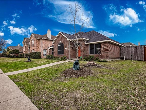 3rd image of 7505 Dartmouth Dr