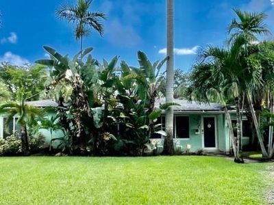 400 NE 132nd Ter, North Miami, FL, 33161