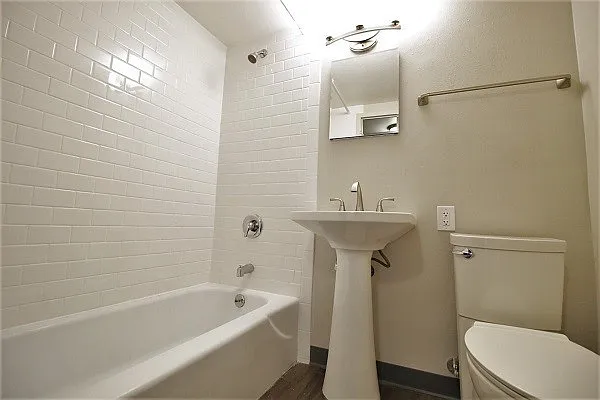 1671 N. Prospect Ave. — Photo 64