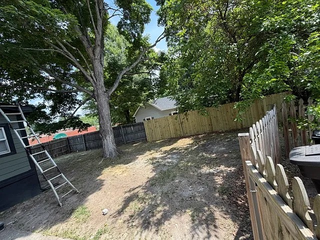 614 Tucker St — Photo 31