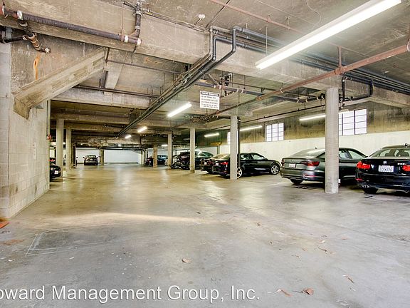 5th image of 11677 Goshen Ave Unit 302