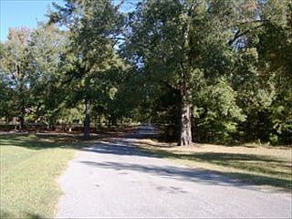3rd image of 80 Heritage Address