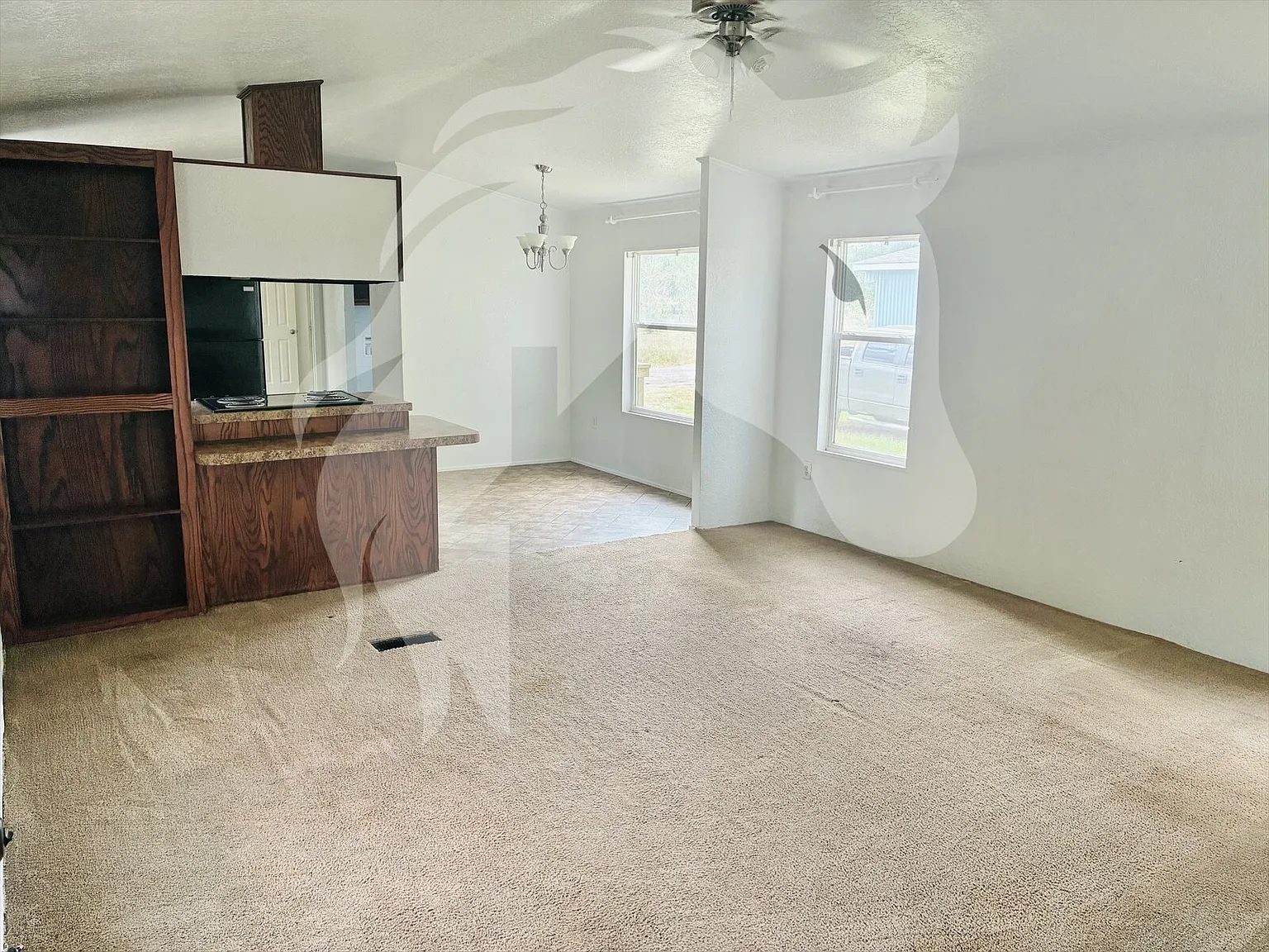 3 bed, 2.0 bath, $850 — Photo 3