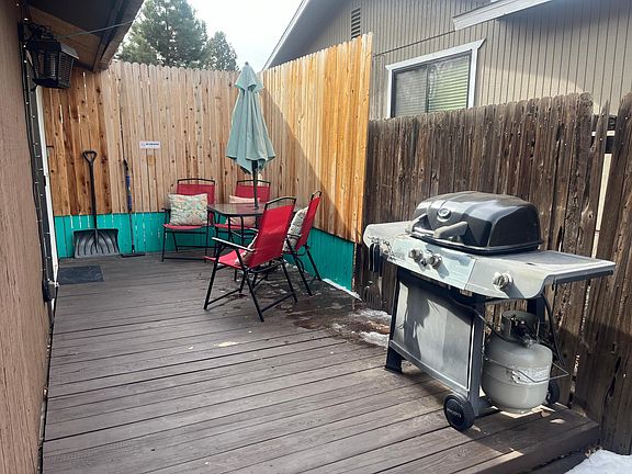 Grill and patio table/chairs included