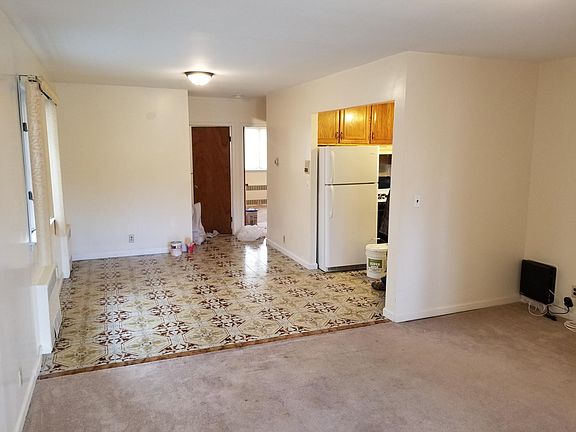2nd image of 2180 E 74th St Floor 1