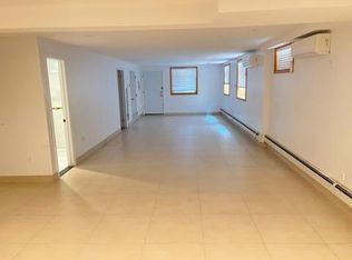 14537 24th Ave FL 1ST, Whitestone, NY 11357