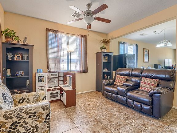 5th image of 3920 Ropers Ranch St