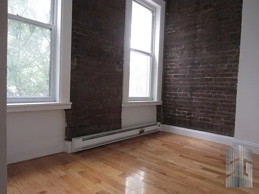 Rented by Skyline Group Real Estate | media 54