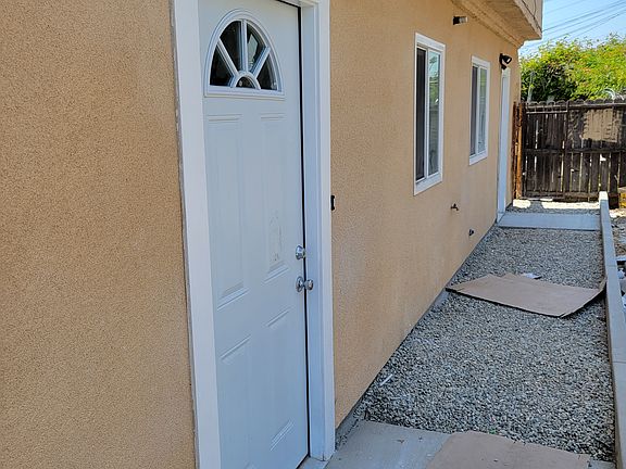 5th image of 511.5 W 82nd St #A