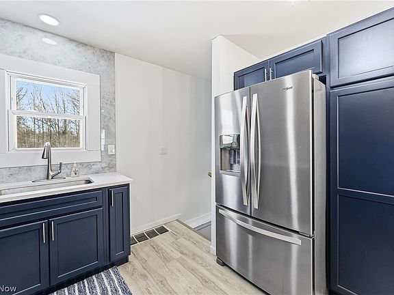 4th image of 1486 Carson Salt Springs Rd