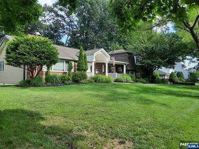 426 Lakeview Drive, Oradell, NJ, 07649