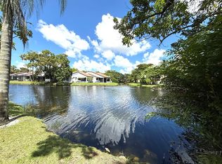 712 SW 88th Ter #712, Plantation, FL 33324