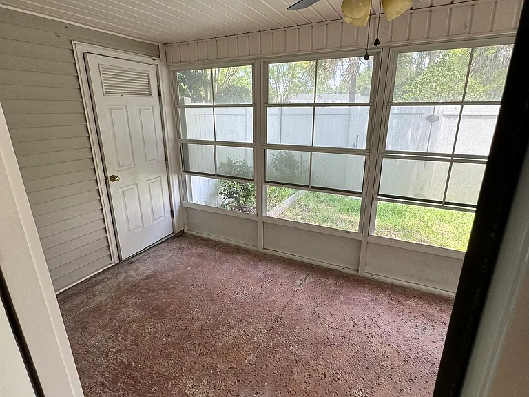 1501 Elm Hall Cir — Photo 22