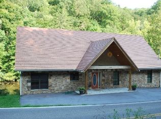 4273 Pittman Center Rd, Sevierville, TN 37876