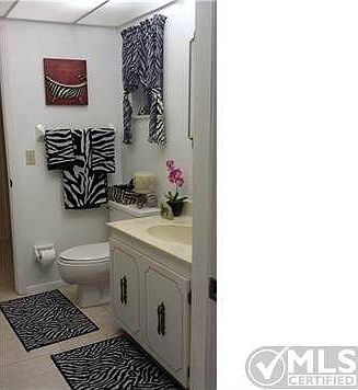 2nd image of 8000 Lagos De Campo Blvd #A-202