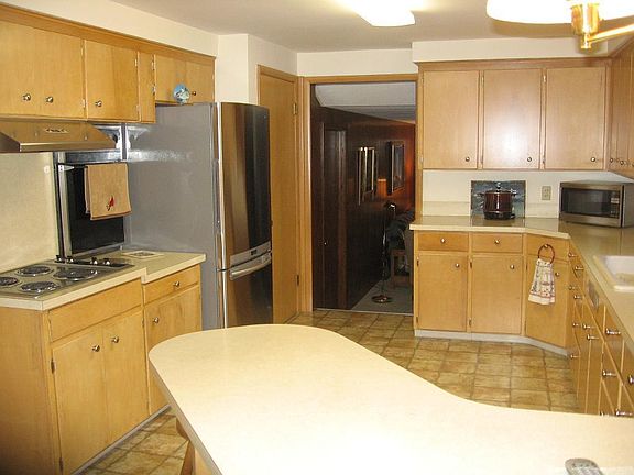 5th image of 485 W Orchard Ave