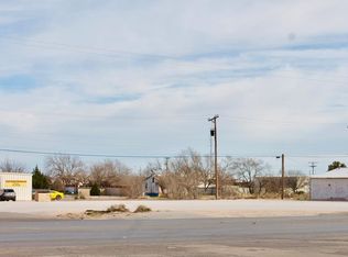 210 N Main St, Seminole, TX 79360