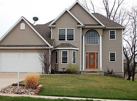 5th image of 820 Patterson Dr
