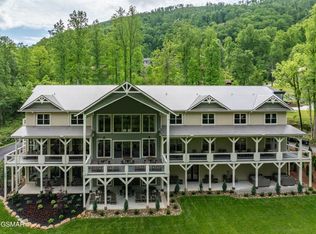 281 Loop Rd LOT 2, Gatlinburg, TN 37738