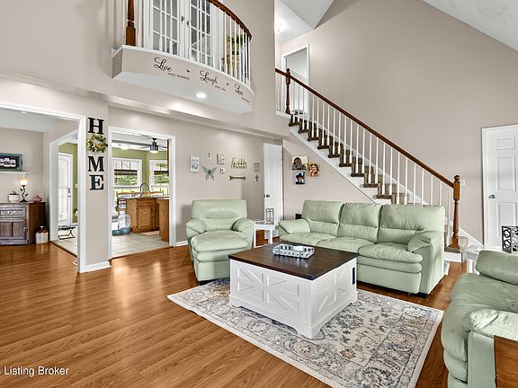 3rd image of 701 Wilderness Way