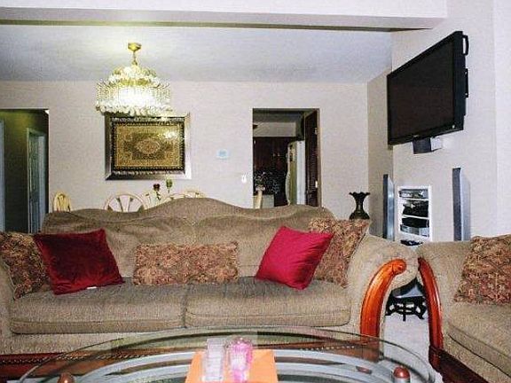 Another View of Liv Rm