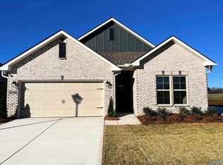 17719 Cabernet St, Athens, AL 35613