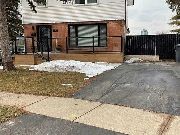 24 Morpeth Rd, Brampton, ON L6W 2Z2