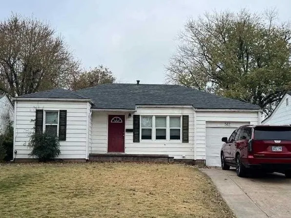 512 N 12th St, Ponca City, OK 74601