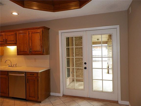 5th image of 2166 Wren Ln