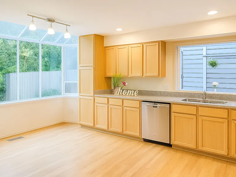 12871 NE 201st Pl — Photo 13