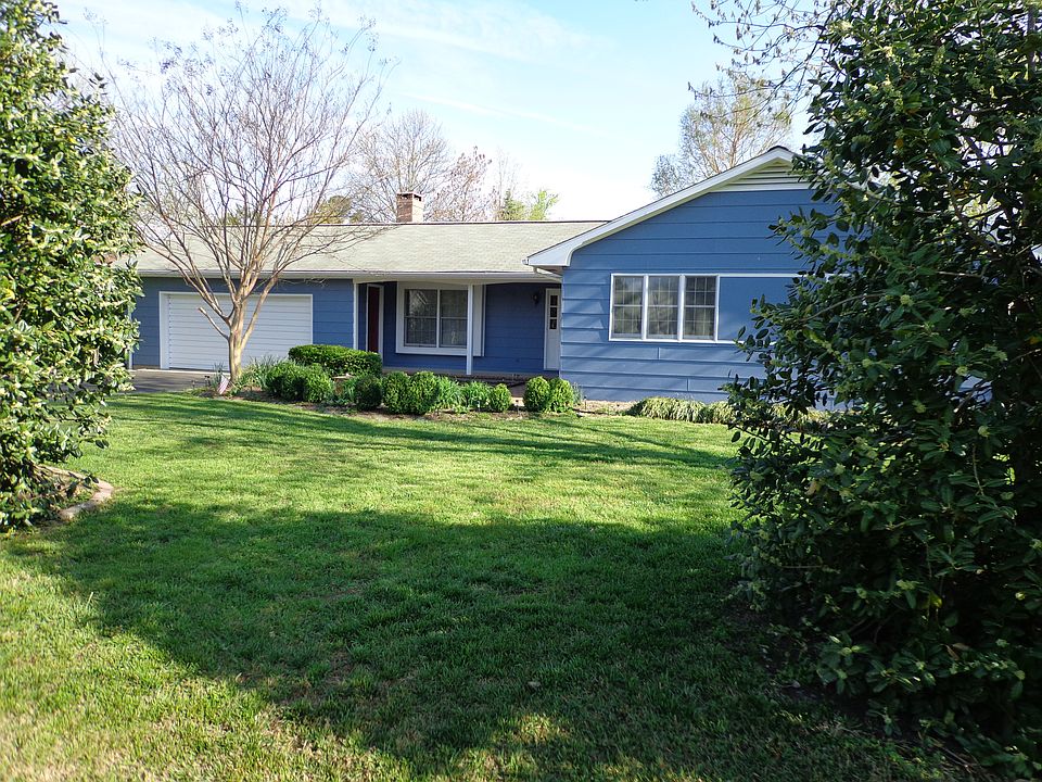 2nd image of 101 Riverview Ave