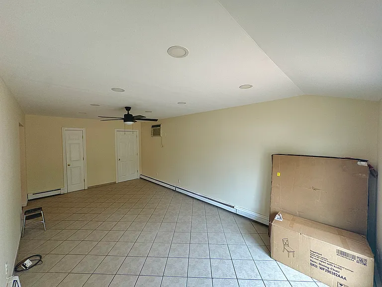 11 Admiral Ln #1 — Photo 5