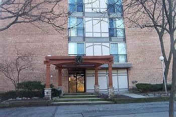 1st image of 5820 Oakwood Dr Unit 2B
