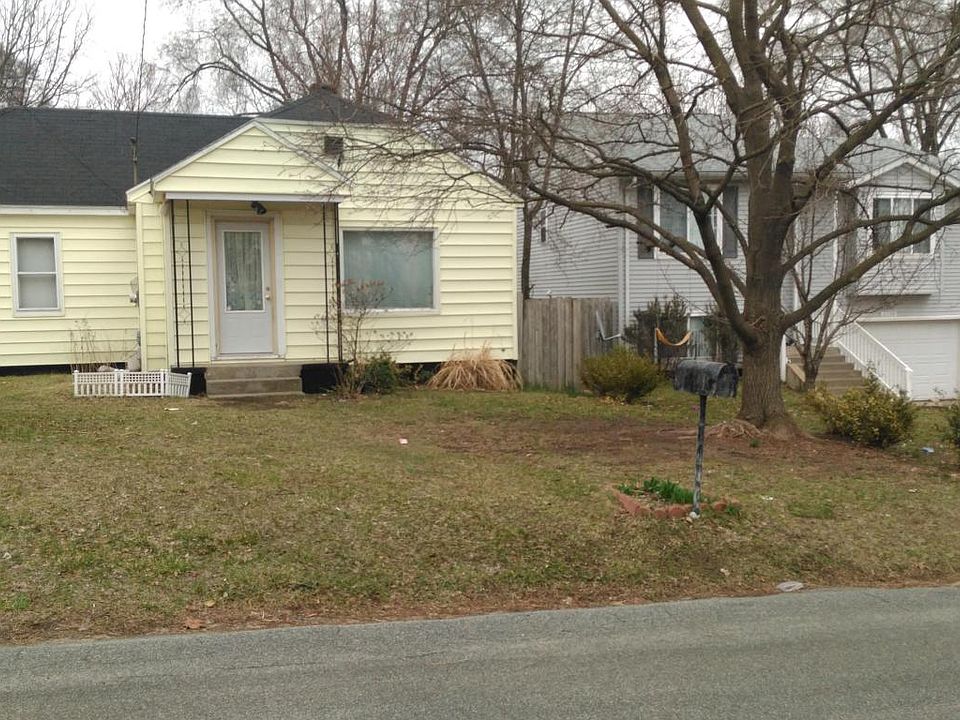 1st image of 2510 Hufford Ave NW