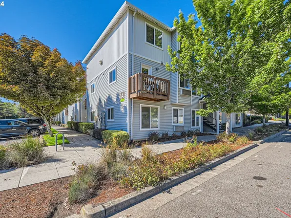 217 NE 146th Ave APT 3, Portland, OR 97230