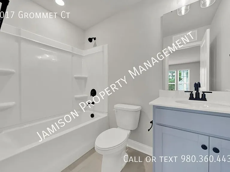 4017 Grommet Ct — Photo 41