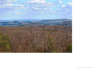 21 Silkey Heights Dr, North Granby, CT 06060