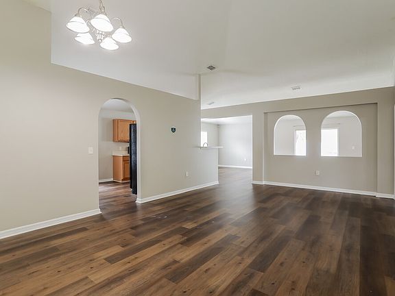 5th image of 2660 Bluewave Dr
