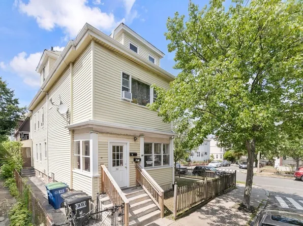 38 Illinois Ave #2, Somerville, MA 02145