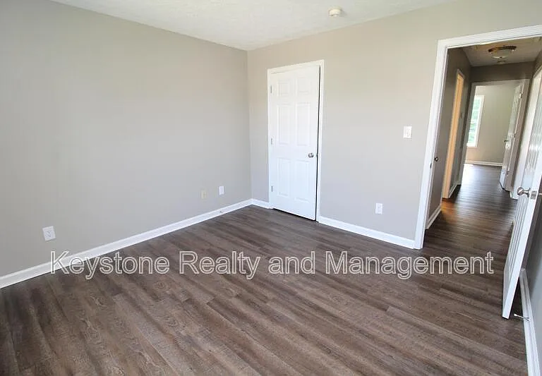 927 Lc Ave — Photo 7