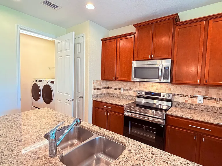 11867 Padua Ln — Photo 7