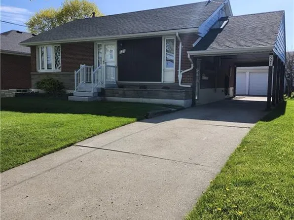 525 E 16th St, Hamilton, ON L9A 4L2